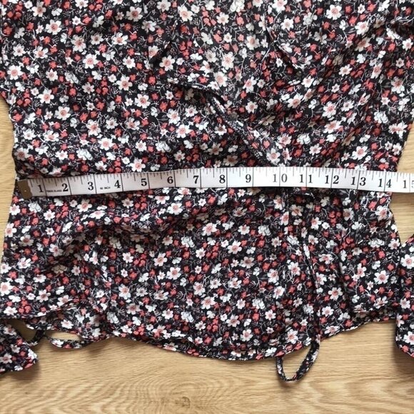 Whimsigoth Wrap Blouse Small Ruffle Bell Sleeve Moody Floral - Picture 11 of 13